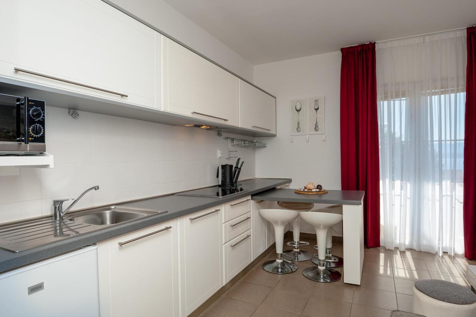 Livia Apartament Bol