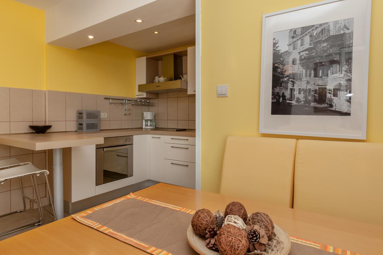 Livia Apartament