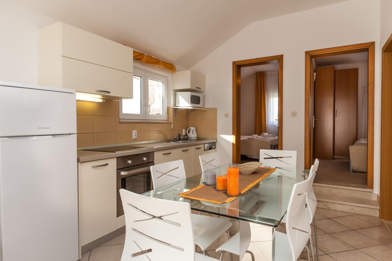 Livia Apartament