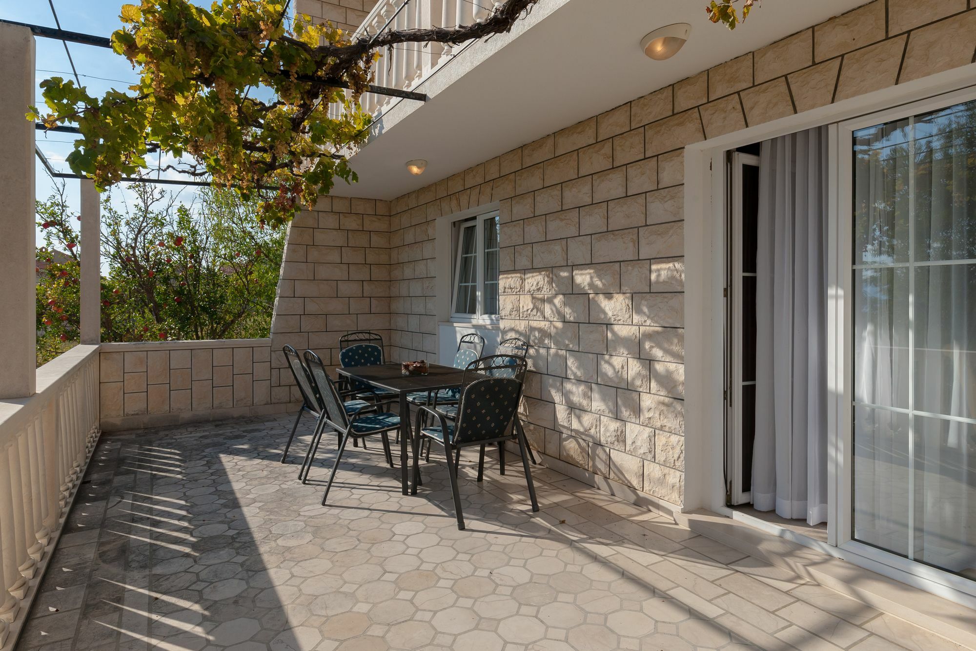 Livia Apartament